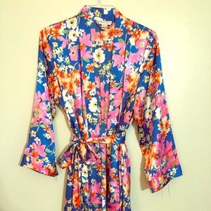 Silky Flower Print Robe